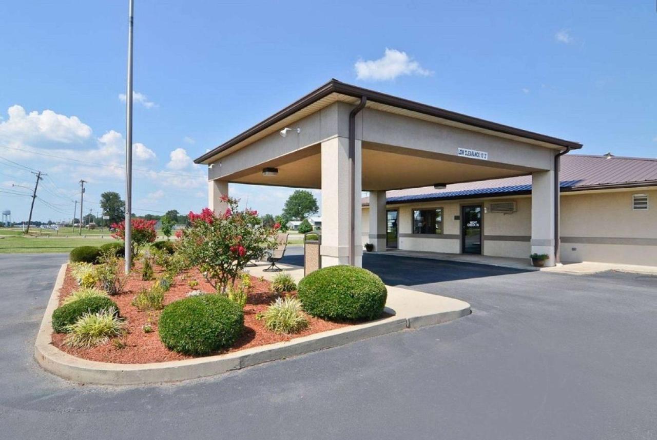 ซูเปอร์ 8 บาย วินด์แฮม แมคเกฮี Hotel McGehee ภายนอก รูปภาพ