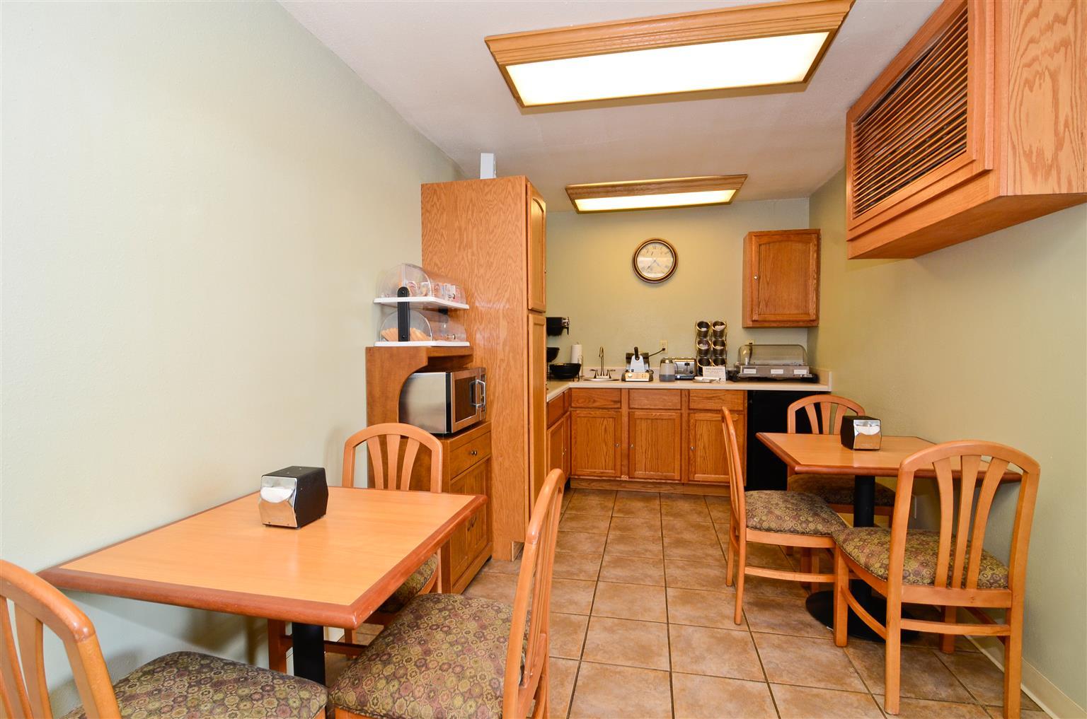 ซูเปอร์ 8 บาย วินด์แฮม แมคเกฮี Hotel McGehee ร้านอาหาร รูปภาพ