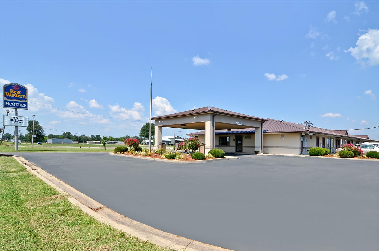 ซูเปอร์ 8 บาย วินด์แฮม แมคเกฮี Hotel McGehee ภายนอก รูปภาพ