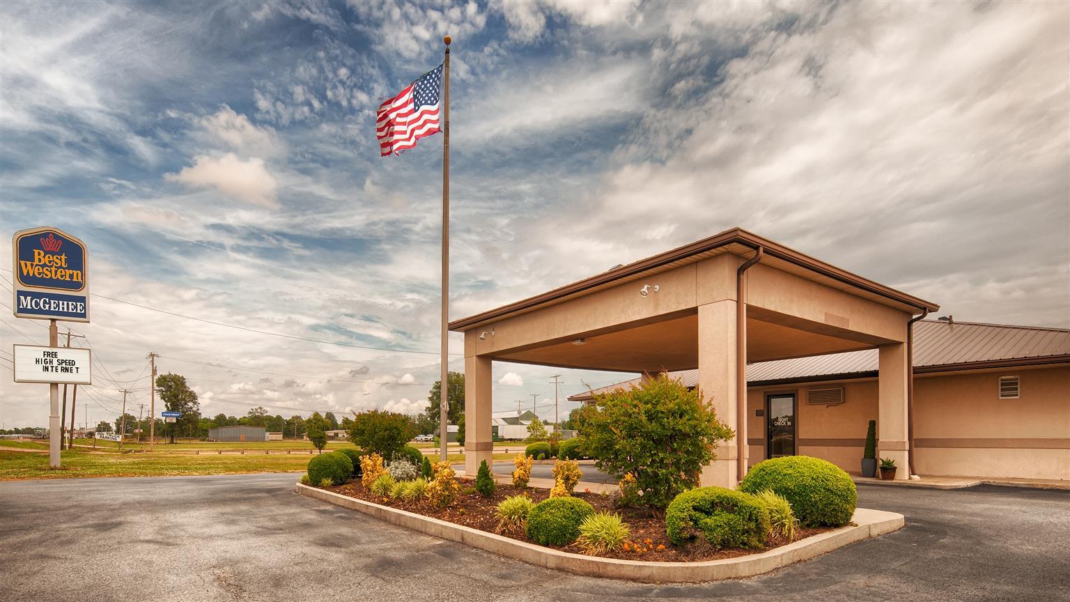 ซูเปอร์ 8 บาย วินด์แฮม แมคเกฮี Hotel McGehee ภายนอก รูปภาพ