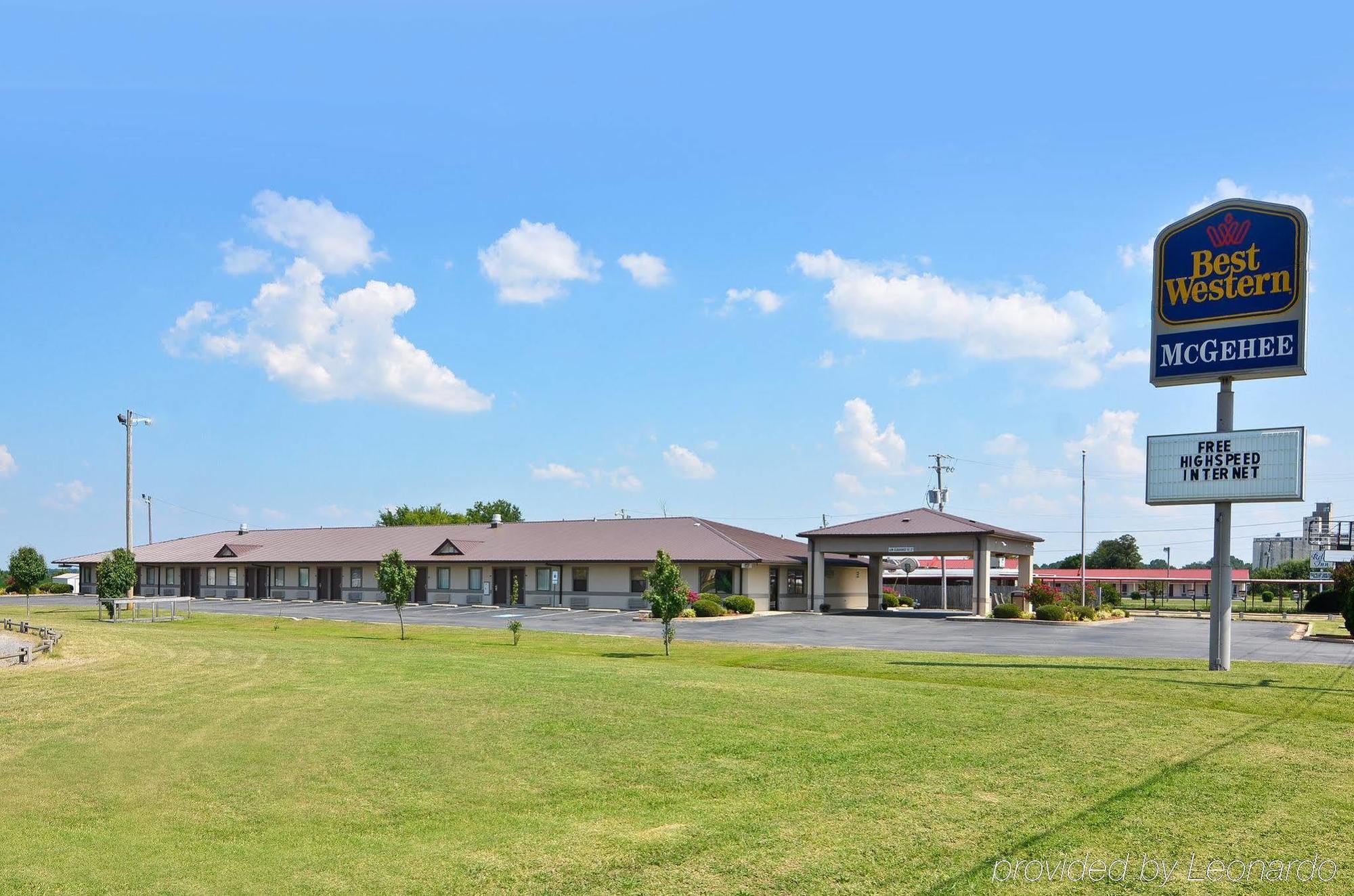 ซูเปอร์ 8 บาย วินด์แฮม แมคเกฮี Hotel McGehee ภายนอก รูปภาพ