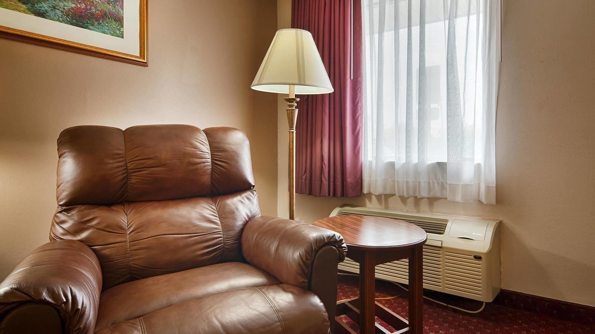 ซูเปอร์ 8 บาย วินด์แฮม แมคเกฮี Hotel McGehee ภายนอก รูปภาพ